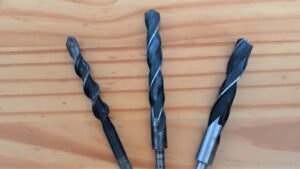 Tipos de brocas para furadeira: qual usar em cada material 1 brocas